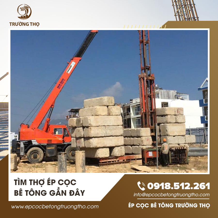 Máy ép cọc bê tông chuyên dụng đang thi công nền móng cho công trình, đảm bảo chất lượng và độ bền vững